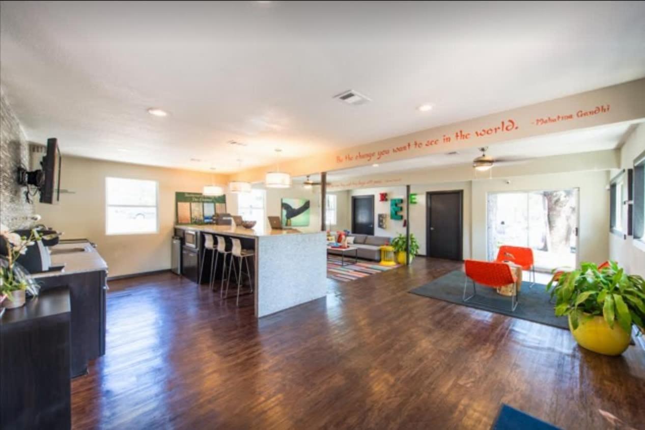 Efficiency 2Br King Bed Suites Next To Downtown Austin Eksteriør billede