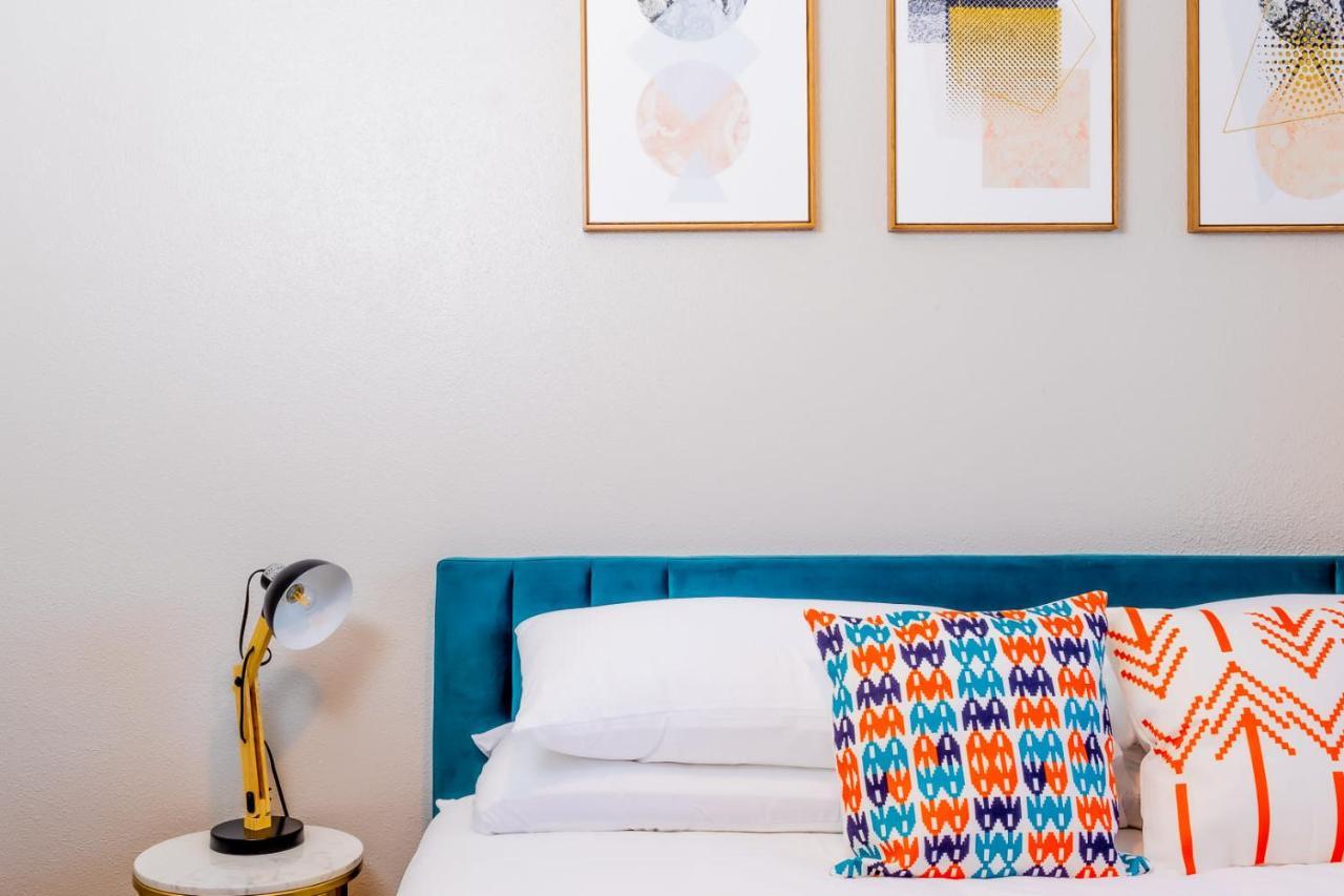 Efficiency 2Br King Bed Suites Next To Downtown Austin Eksteriør billede